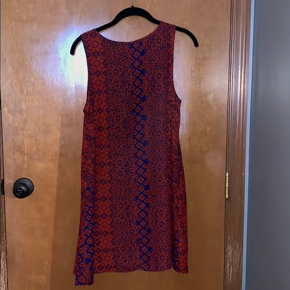 Forever 21 Shift dress Never worn - Picture 2 of 3